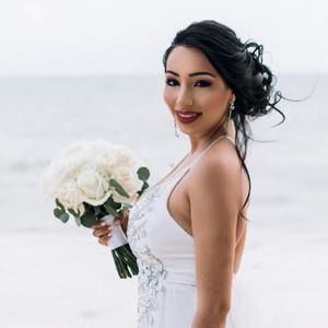 Meet your Posher, Daniela